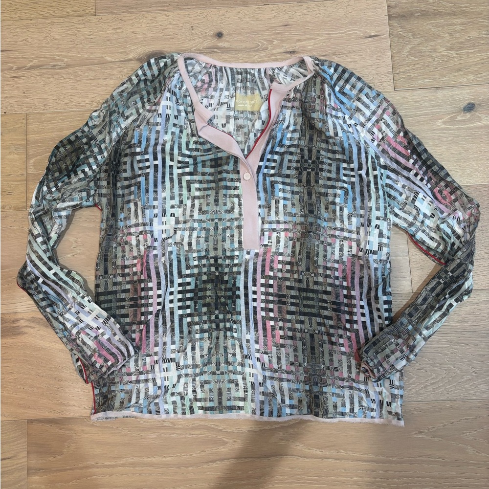 Geometric Patterned Long Sleeve Blouse